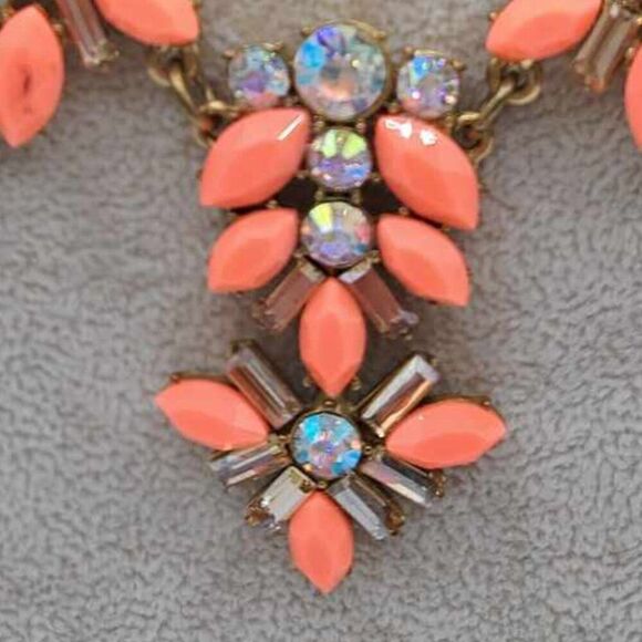 J Crew Orange Resin and Clear Crystal Statement Necklace NWT!  NEW! - Picture 11 of 12